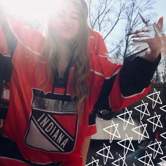 Meet your Posher, Kristen - Picture 1 of 1